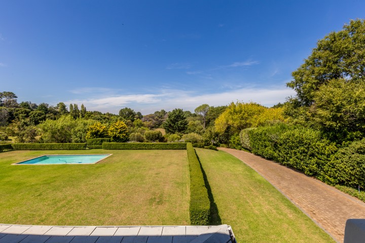 5 Bedroom Property for Sale in Constantia Western Cape